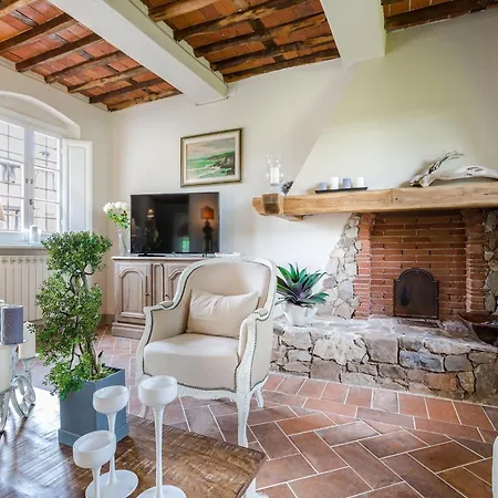 Villa Farmhouse In Lucca With Pool *